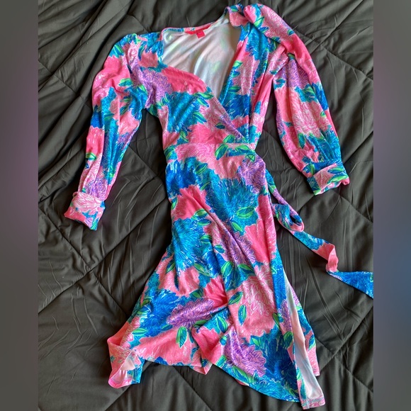 Lilly Pulitzer Dresses & Skirts - Lilly Pulitzer Wrap Dress Small